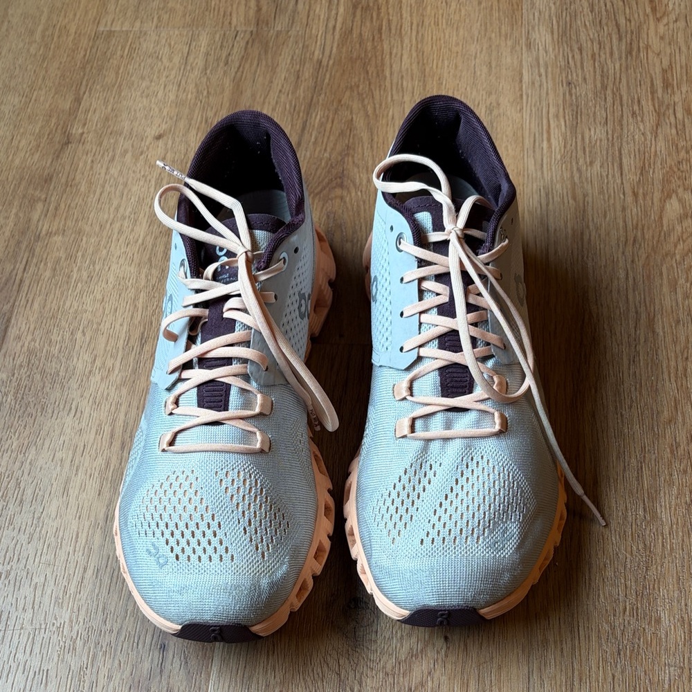 ON Women's Cloud X Running Sneaker Shoes Silver Almond